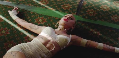 Brooke Candy Ft. Sia - Living Out Loud